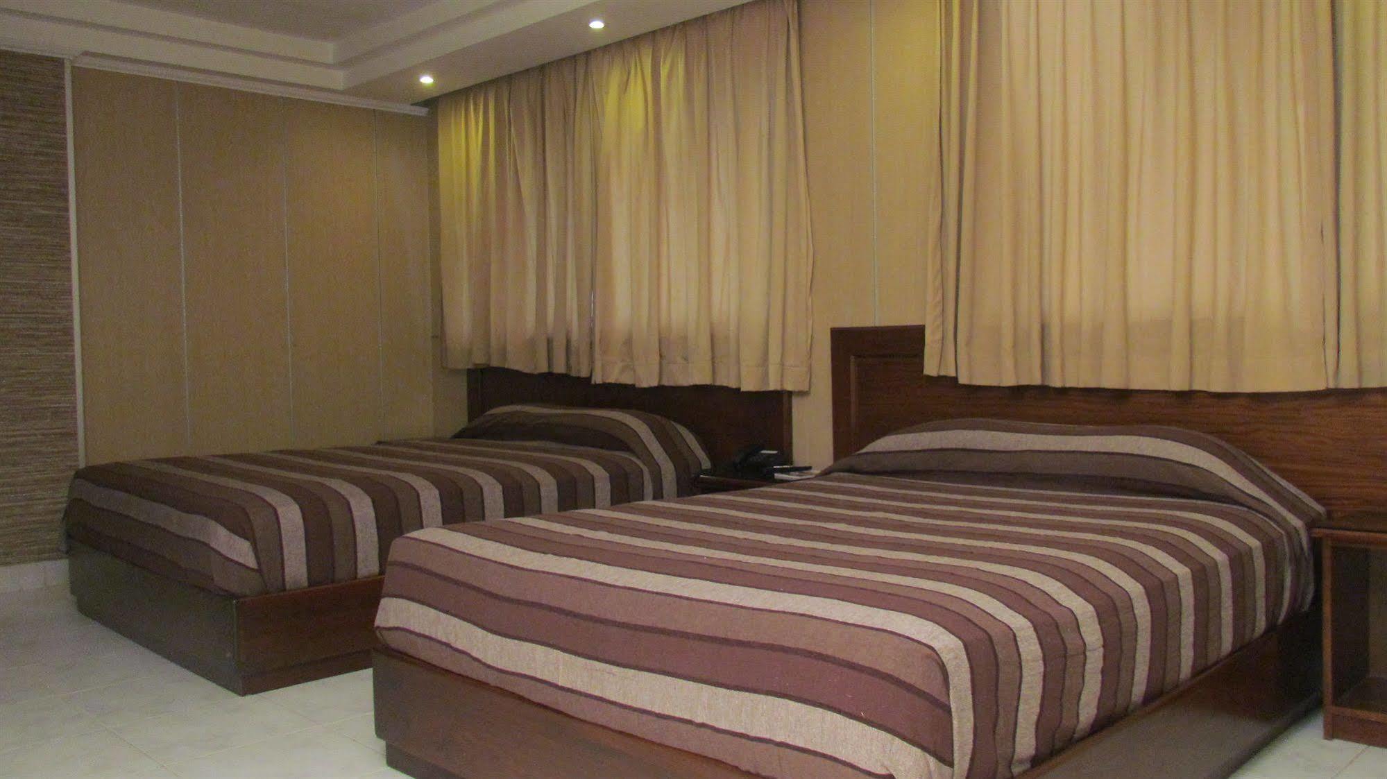 Hotel Roma Plaza Panama City Exterior photo